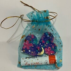 👍 Free with Purchase OR 2/$15. Tangerine lip balm & two emery boards in gift bag